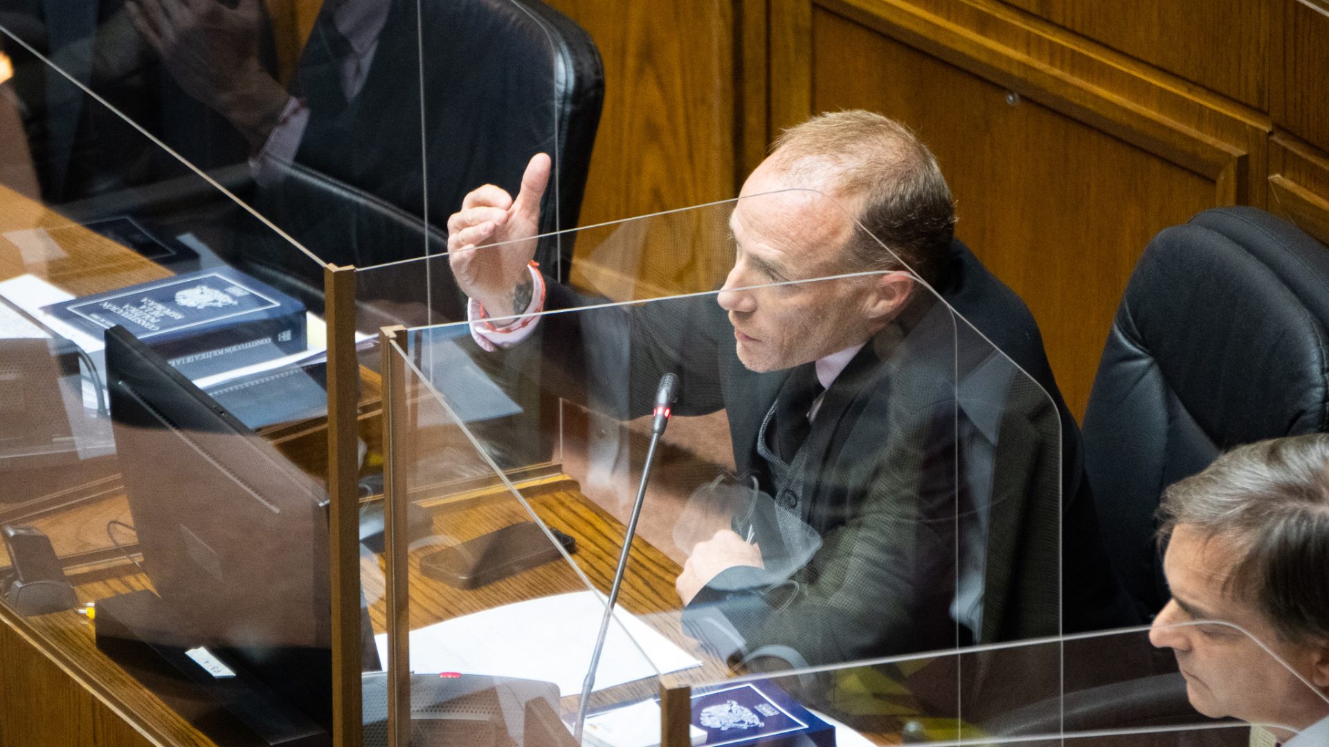 SENADOR KEITEL SOLICITA AL MINISTRO DE TRANSPORTES QUE REVISE EL SERVICIO DE TELEFONÍA EN CONTULMO